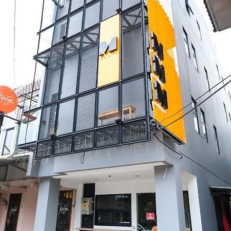 M Cabin Karawaci Binong Exterior foto