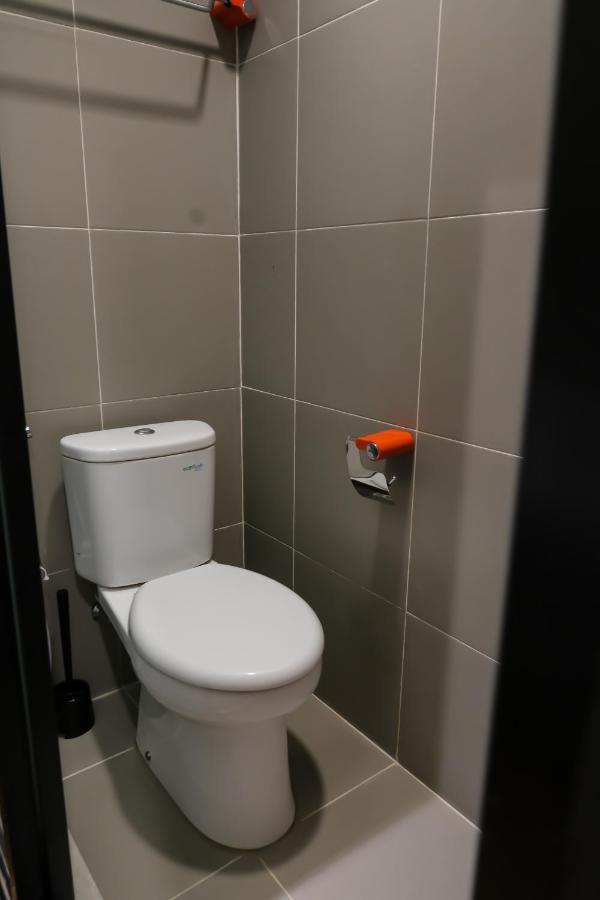 M Cabin Karawaci Binong Exterior foto